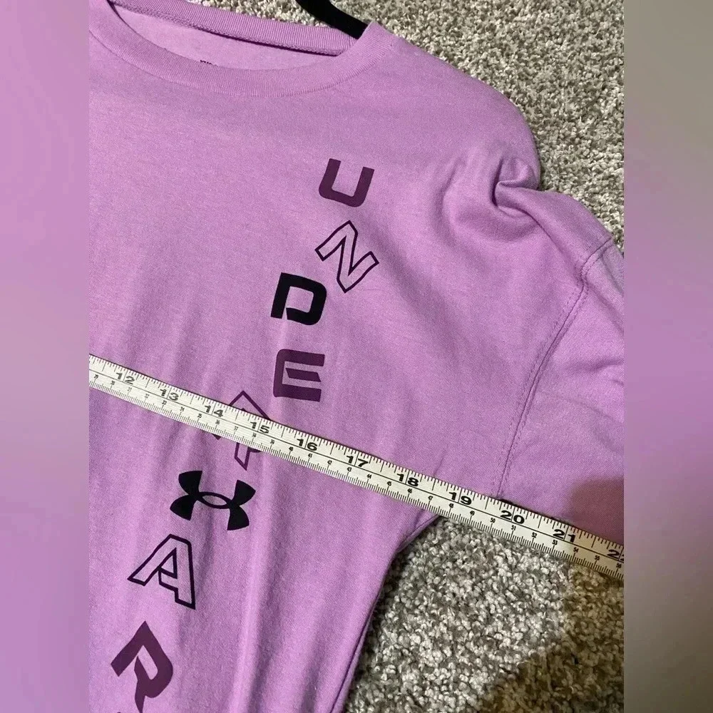 Under Armour long sleeve Graphic Shirt - Size Youth Medium